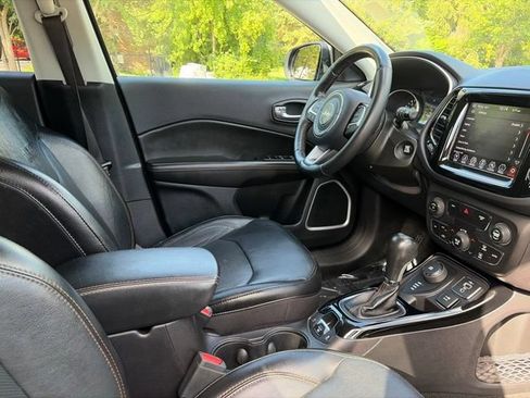 Used 2020 Jeep Compass Limited AWD/4WD image 30