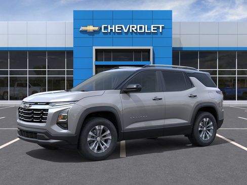 New 2026 Chevrolet Equinox LT w/ Convenience Package II AWD/4WD image 2