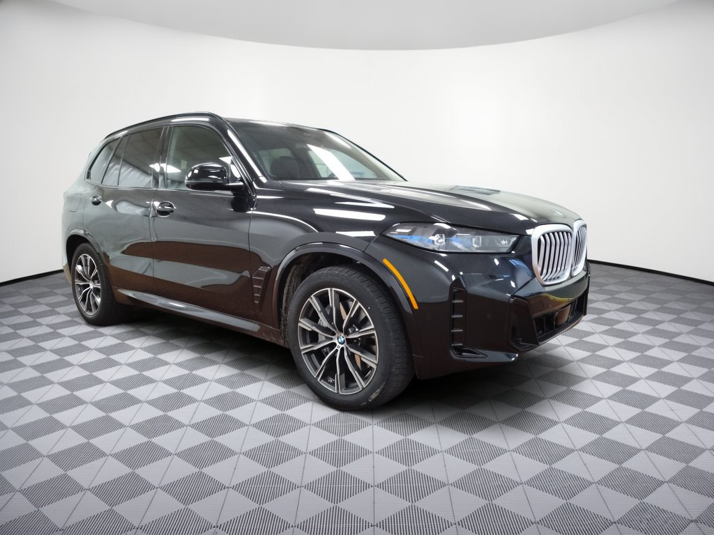 Used 2026 BMW X5 xDrive50e w/ M Sport Package AWD/4WD image 7