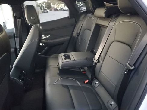 New 2024 Jaguar E-PACE R-Dynamic SE AWD/4WD image 14