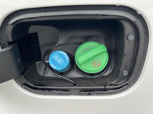 New 2026 GMC Sierra 2500 AT4 image 12