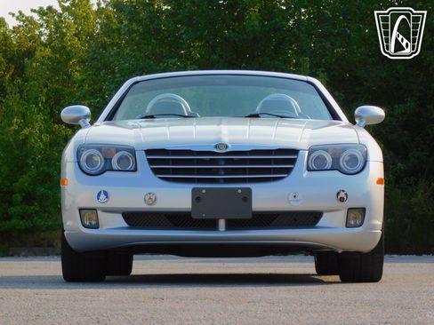 Used 2008 Chrysler Crossfire Limited image 39