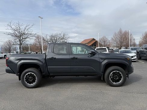 Certified 2024 Toyota Tacoma TRD Off-Road w/ TRD Off Road Upgrade Package image 5