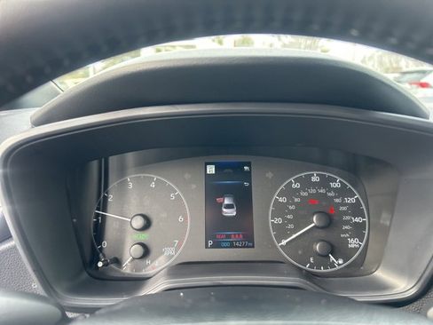 Used 2025 Toyota Corolla SE image 19