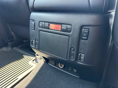 Used 2019 Nissan Armada Platinum w/ Captain's Chairs Package AWD/4WD image 45