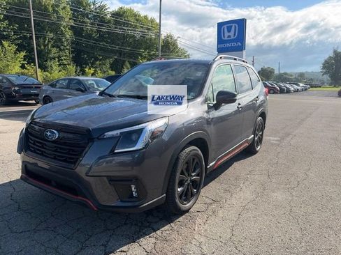 Used 2023 Subaru Forester Sport AWD/4WD image 2