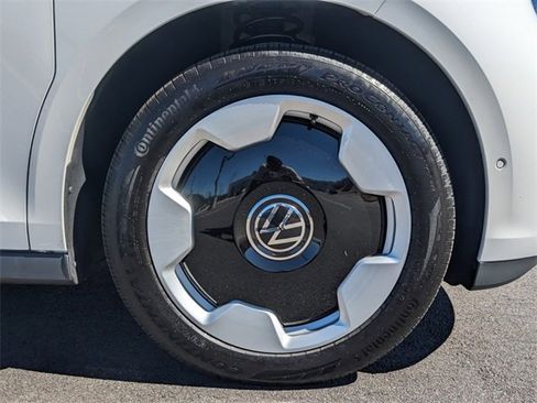 New 2025 Volkswagen ID. Buzz Pro S image 11