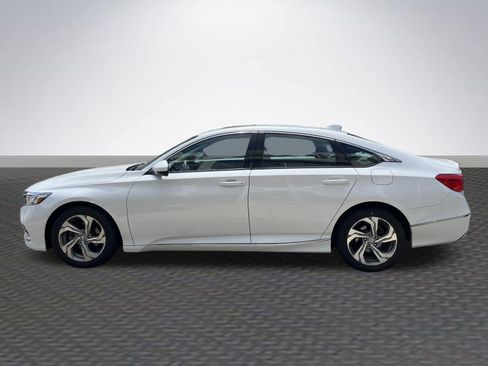 Used 2018 Honda Accord EX image 4