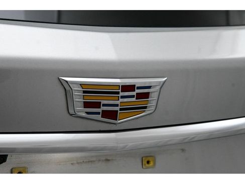 Used 2017 Cadillac XT5 Luxury w/ Driver Awareness Package image 55