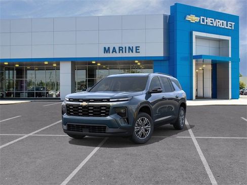 New 2026 Chevrolet Traverse LT w/ Driver Confidence Package image 8