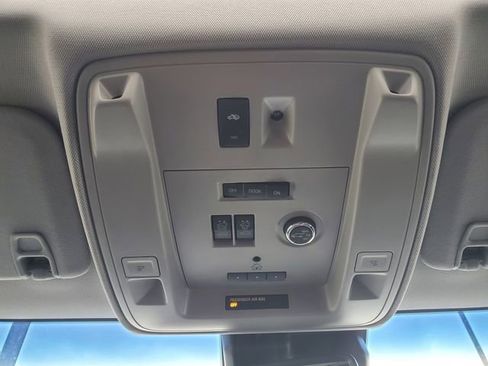 Used 2017 Chevrolet Tahoe Premier image 41