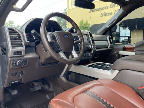 Used 2021 Ford F250 King Ranch w/ King Ranch Ultimate Package AWD/4WD image 15