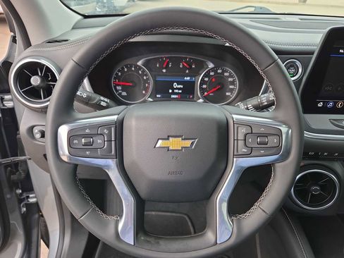Used 2023 Chevrolet Blazer LT image 15
