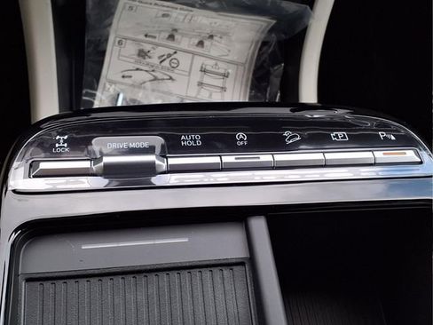 New 2026 Hyundai Tucson Limited AWD/4WD image 18