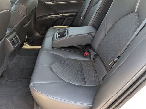 Used 2020 Toyota Camry XSE w/ Navigation Package image 8