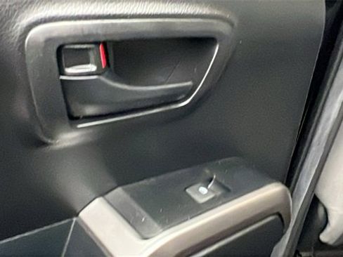 Certified 2022 Toyota Tacoma SR5 image 24