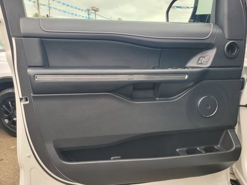 Certified 2023 Ford Expedition XLT AWD/4WD image 16