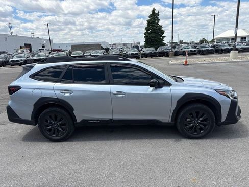 Certified 2024 Subaru Outback Onyx Edition AWD/4WD image 2