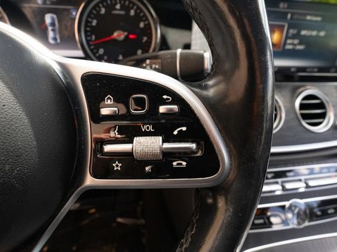 Used 2019 Mercedes-Benz E 300 w/ Premium 1 Package image 39