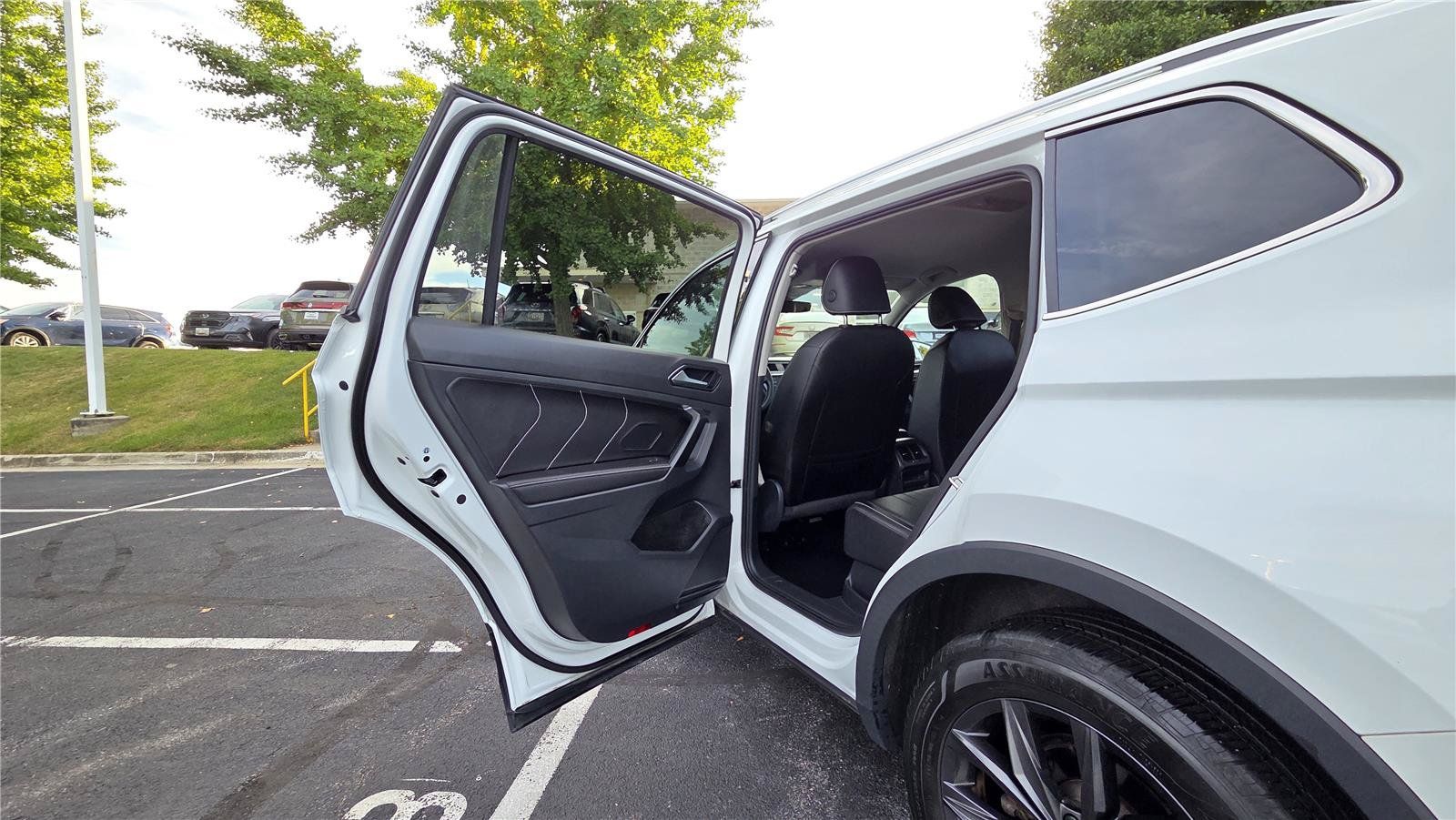 Certified 2022 Volkswagen Tiguan SE AWD/4WD image 26