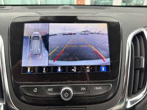 Used 2024 Chevrolet Equinox Premier image 10