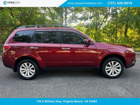 Used 2012 Subaru Forester 2.5X Premium AWD/4WD image 1