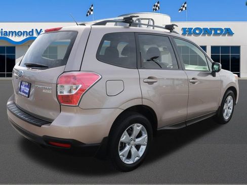 Used 2015 Subaru Forester 2.5i Premium image 8