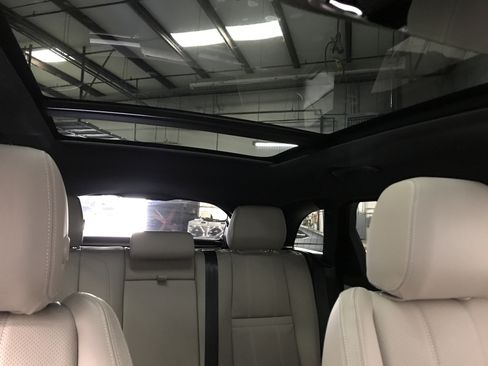 Used 2023 Land Rover Range Rover Velar S image 26