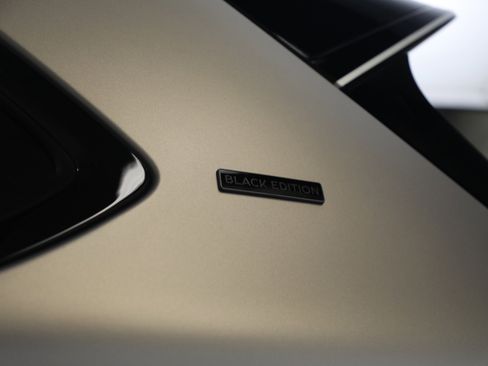 New 2025 Bentley Bentayga image 34