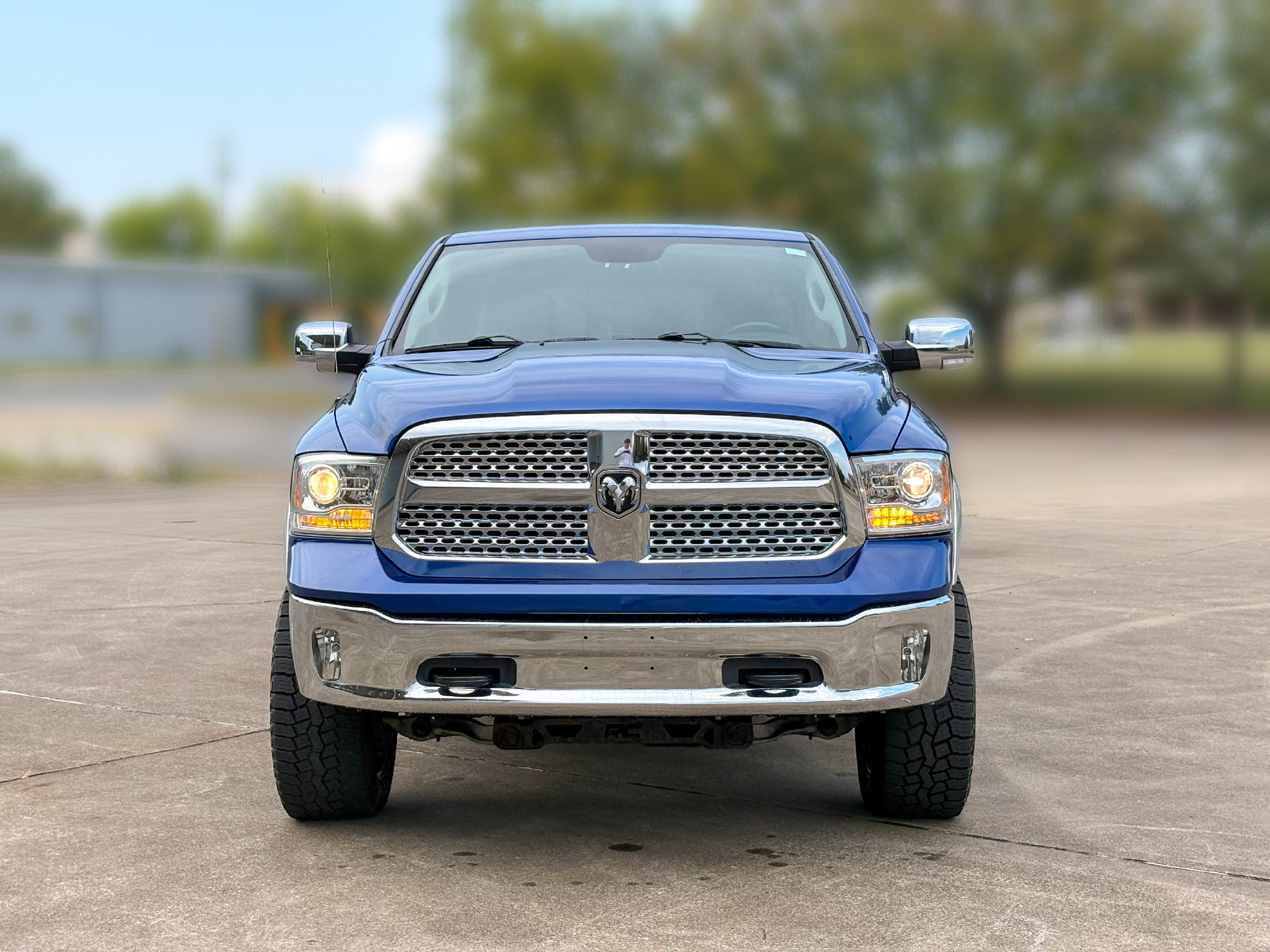 Used 2016 RAM 1500 Laramie w/ Convenience Group AWD/4WD image 4