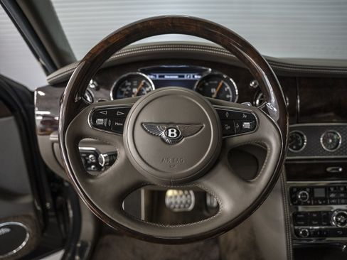 Used 2013 Bentley Mulsanne RWD image 43