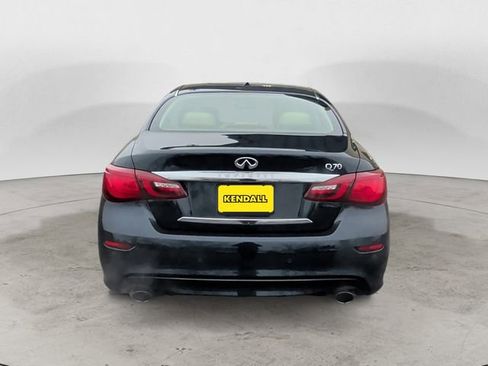 Used 2019 INFINITI Q70 Luxe image 4