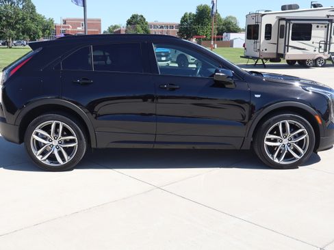 Used 2023 Cadillac XT4 Sport AWD/4WD image 4