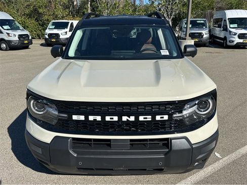 New 2025 Ford Bronco Sport Outer Banks w/ Outer Banks Tech Package+ image 2