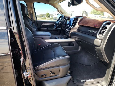 Used 2022 RAM 2500 Laramie image 16