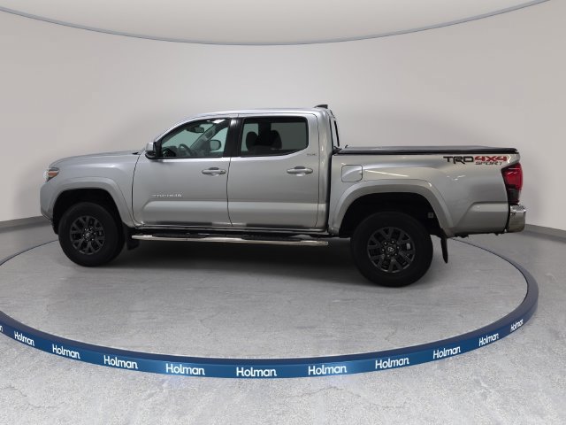 Certified 2022 Toyota Tacoma SR5 AWD/4WD image 8