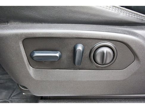 Used 2023 Chevrolet Silverado 2500 High Country w/ Technology Package image 30