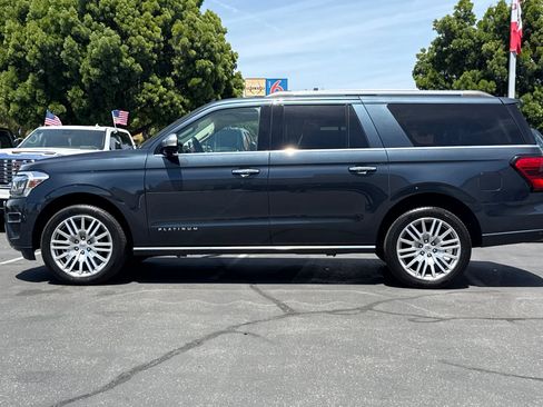 Used 2024 Ford Expedition Max Platinum AWD/4WD image 8