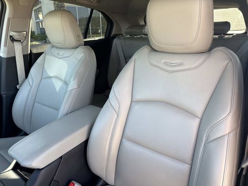 Used 2022 Cadillac XT4 Premium Luxury w/ Safety Alert Package image 22