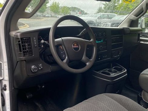 Used 2022 GMC Savana 2500 w/ Driver Convenience Package RWD image 8