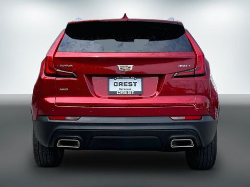 Used 2023 Cadillac XT4 Luxury w/ Cold Weather Package AWD/4WD image 3