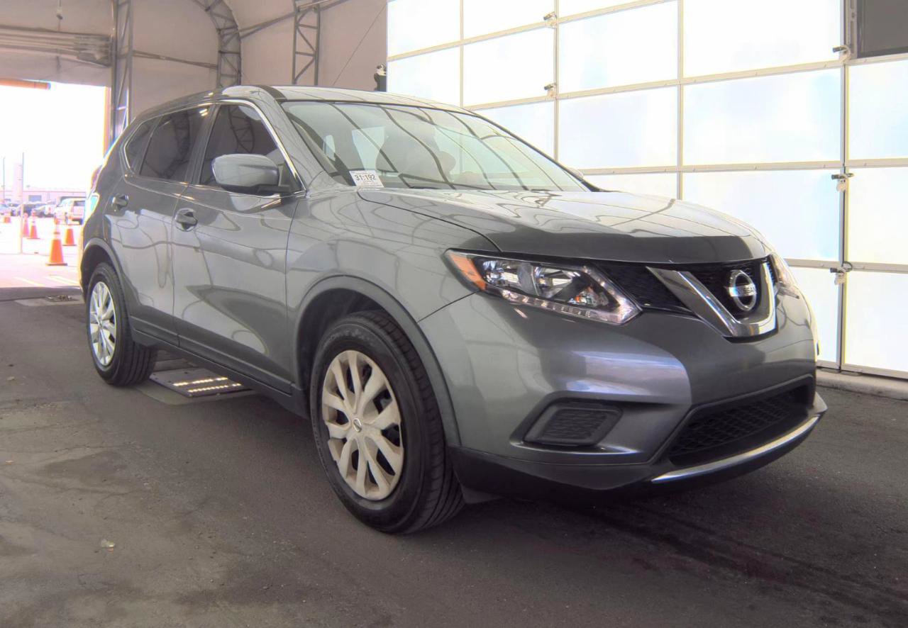 Used 2016 Nissan Rogue S FWD image 4