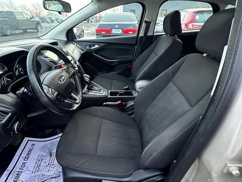 Used 2017 Ford Focus SEL w/ Cold Weather Package image 16