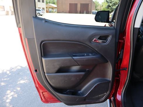 Used 2020 Chevrolet Colorado ZR2 AWD/4WD image 24