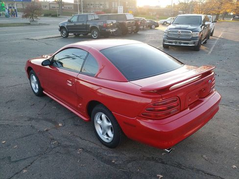 Used 1994 Ford Mustang GT image 6