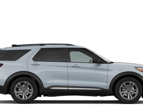 New 2026 Ford Explorer Active image 28