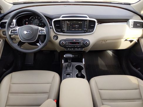 Used 2020 Kia Sorento EX FWD image 14
