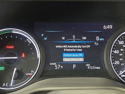 Used 2023 Toyota Sienna Limited FWD image 19