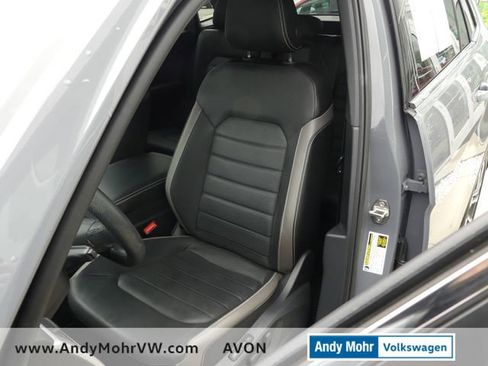 Certified 2023 Volkswagen Atlas Cross Sport SEL Premium R-Line AWD/4WD image 17