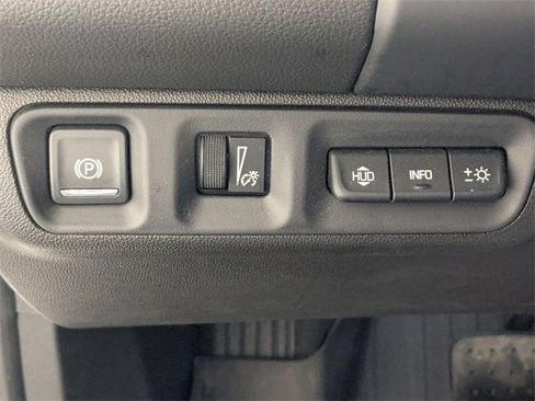 Used 2023 GMC Acadia AT4 w/ Technology Package image 16